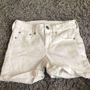 White American Eagle jean shorts!